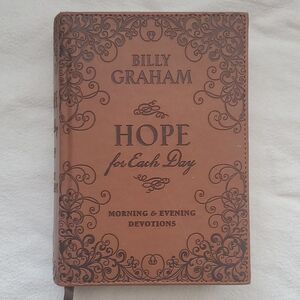 Billy Graham Devotional: Hope for Each Day (Morning & Evening Edition)